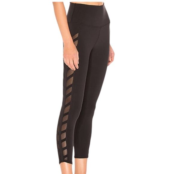 *Alo Chevron Capri Semi Sheer Black Legging - Sz S - Picture 1 of 8